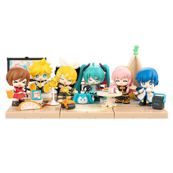 Hatsune Miku Blokees: Blind Box DaaVibe Series- VB01 Terrace Party