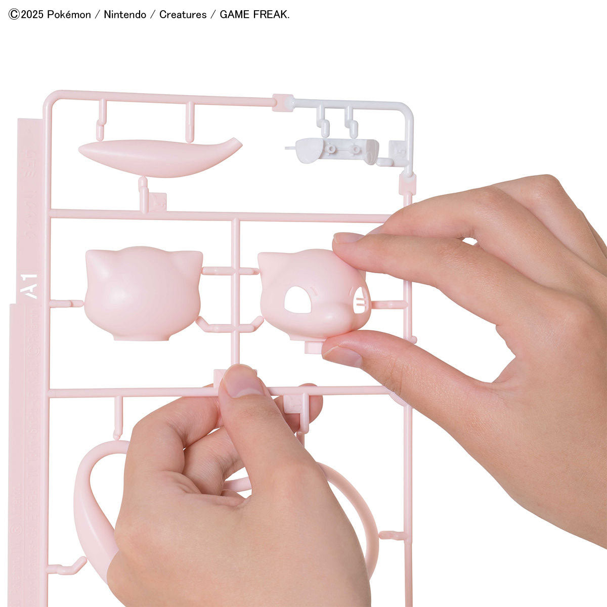 Pokemon Model Kit: Mew